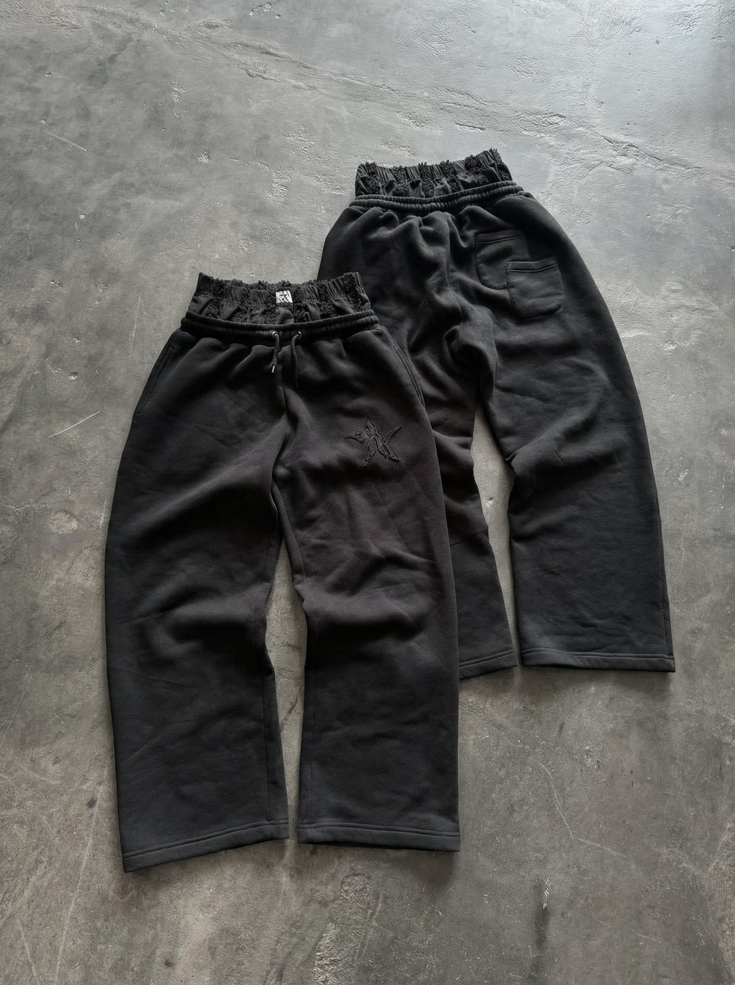 "SAGGING" - SWEATPANTS SCHWARZ